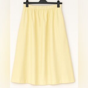 ✨ Easy Pieces: Soft Yellow Midi Skirt – Comfy, Breezy, Effortless ✨